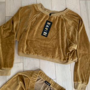 Suzie Kondi cropped crew top in velour teddy